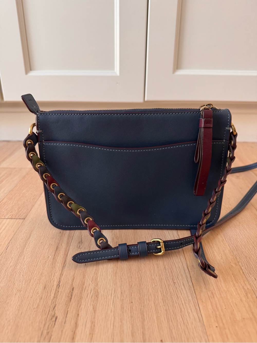Coach 1941 soho glovetanned leather crossbody link chain detail blue handbag